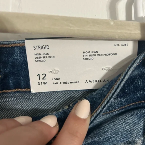 American Eagle Outfitters Blue Mom Jeans - Picture 3 of 8